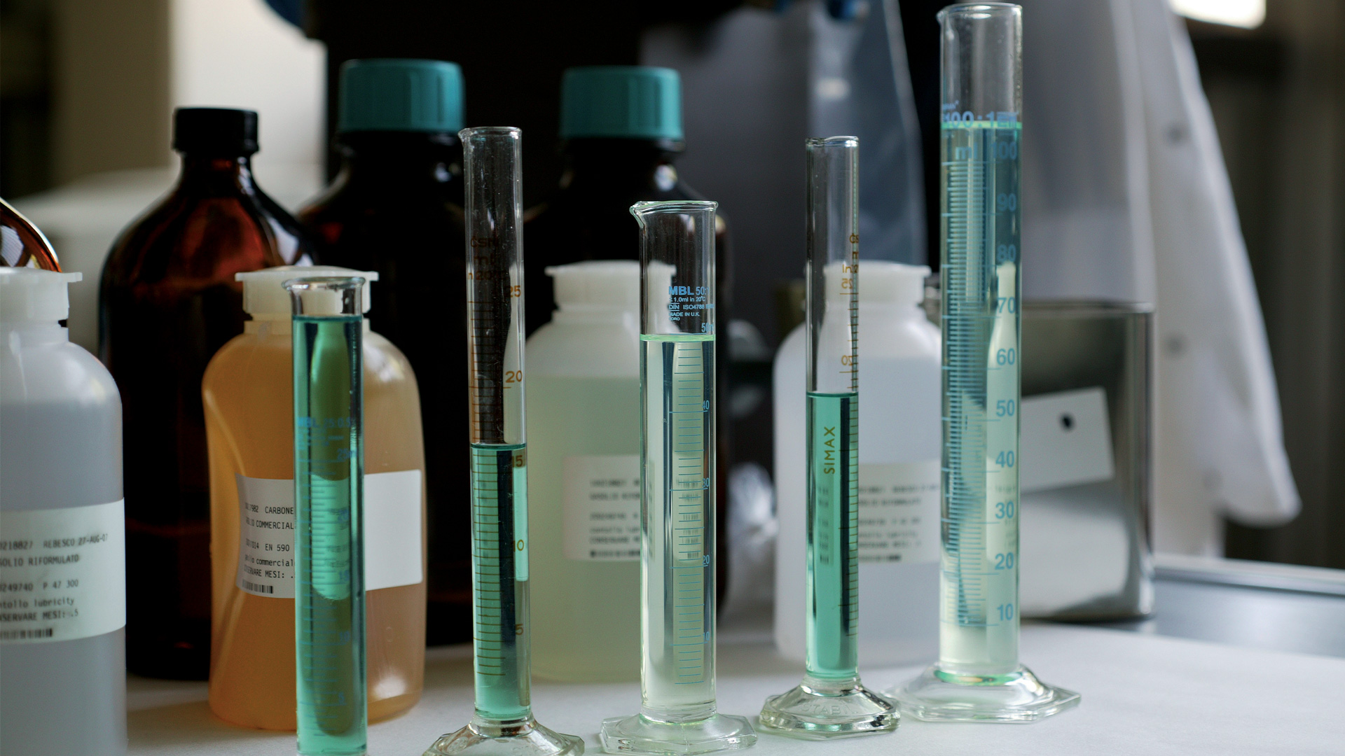 Solvants aliphatiques moyens et lourds