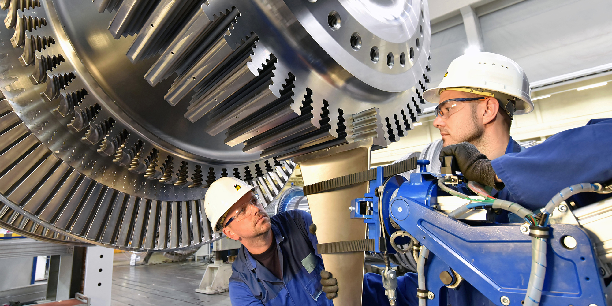 Eni wins prestigious award with energy-efficient turbine oil